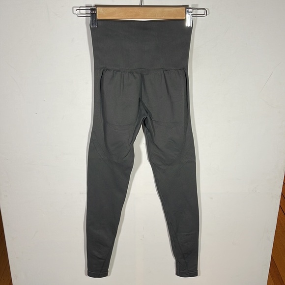 Seamless Legging Set - Picture 5 of 6